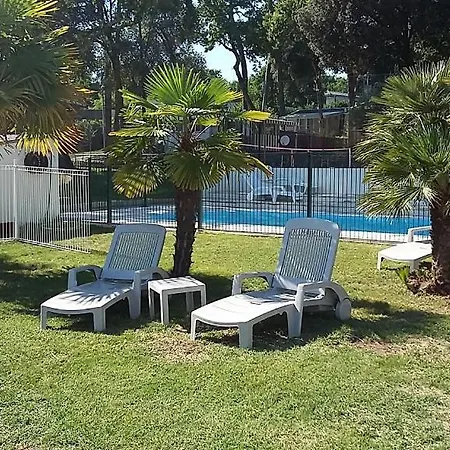 Campsite Les Chenes Verts