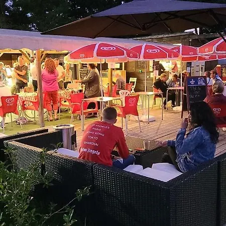 Camping Les Chenes Verts 3*