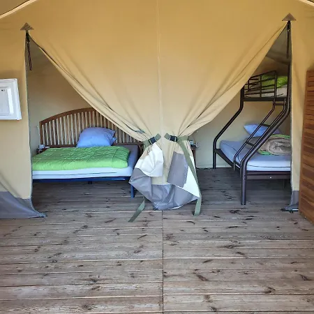 Camping Les Chenes Verts 3*