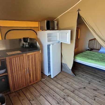 Camping Les Chenes Verts 3*