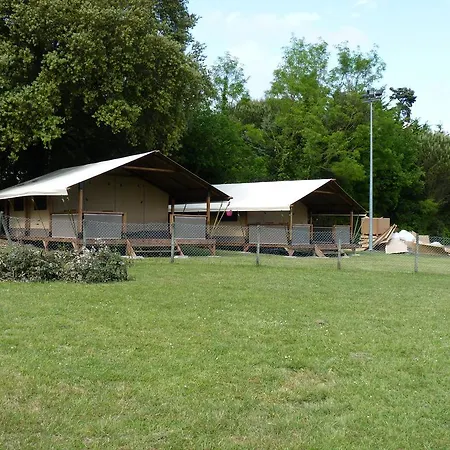 Les Chenes Verts Campsite