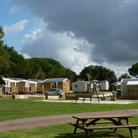 Les Chenes Verts 3* Meschers-sur-Gironde